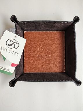 Leather Valet Tray Jewelry Keys Organizer Handmade in Italy Chestnut Brown NWT